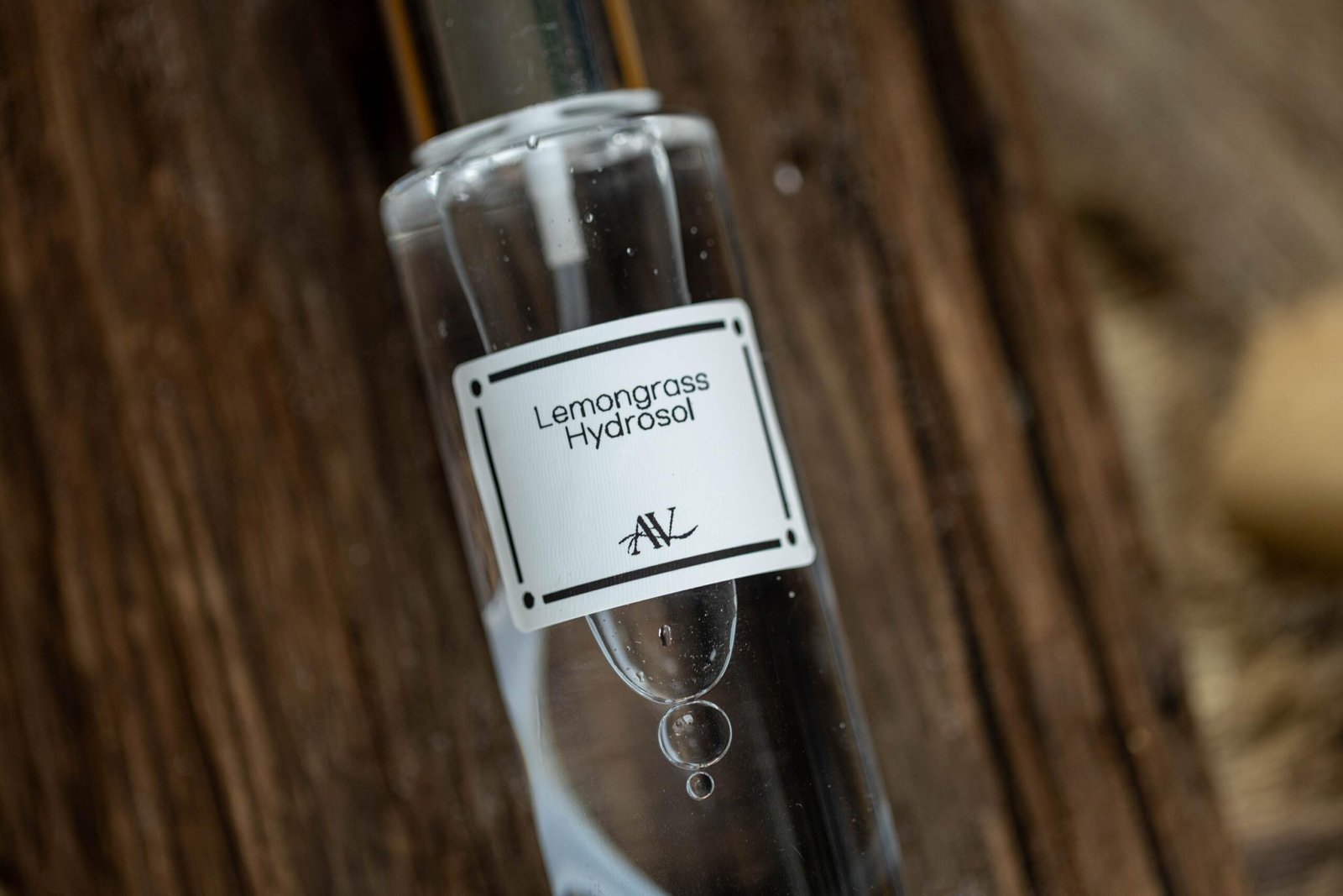 Lemongrass Hydrosol Pure Botanical Toning Mist for Radiant, Balanced Skin 8 il fullxfull.6943865945 br1x scaled