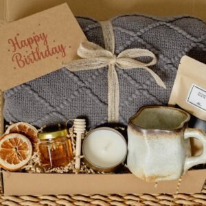 Gift Box | Knitted Blanket, Ceramic Mug, Teas, Honey, Candle