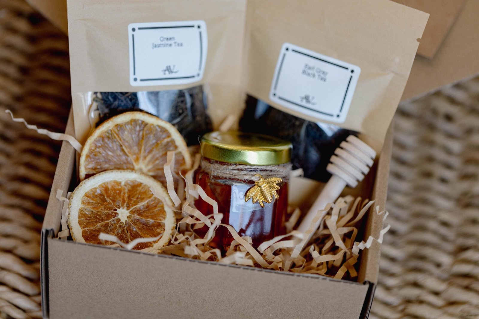 Tea & Honey Gift Set with Flower Keychain 11 Tea & Honey Gift Set detail 10