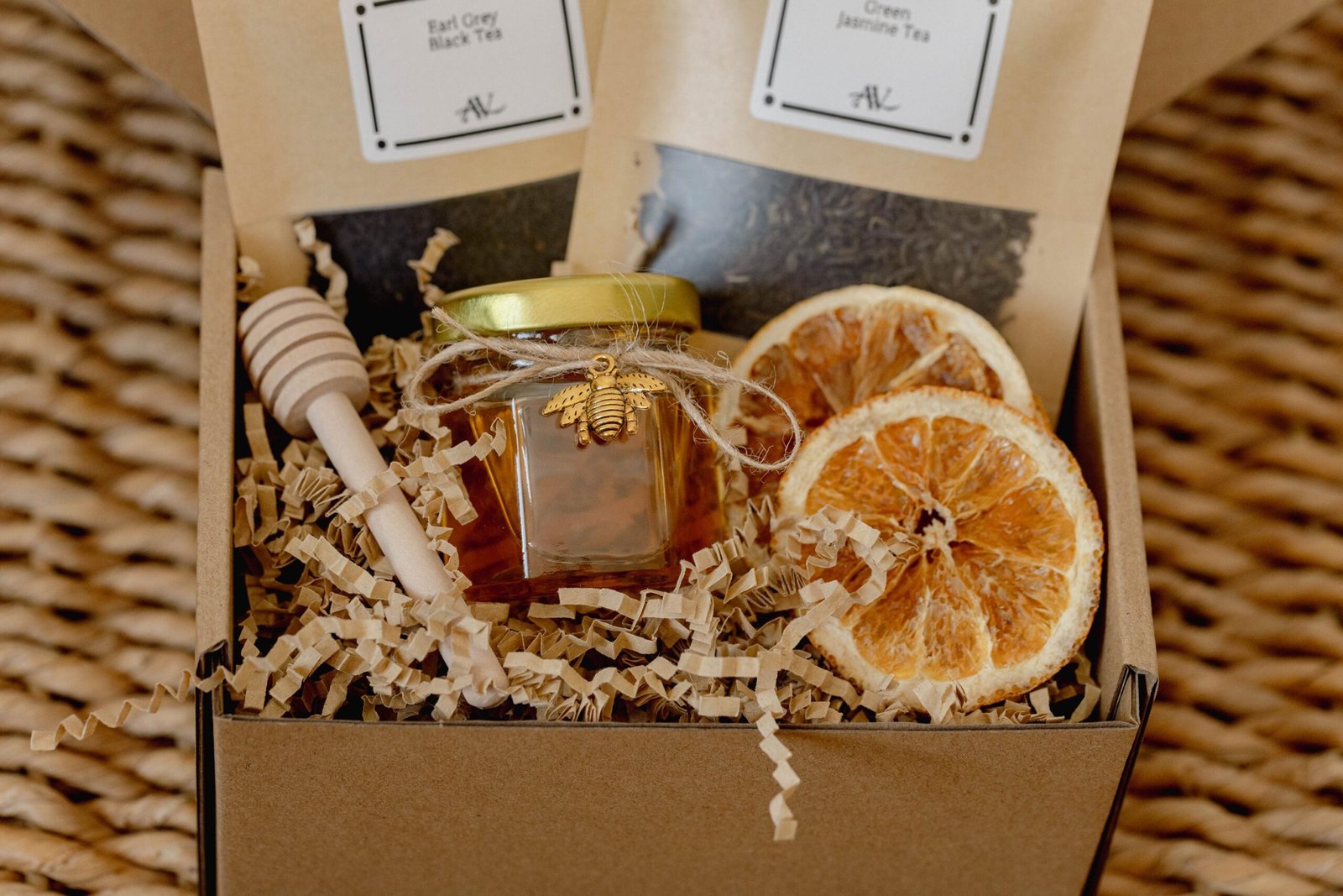Tea & Honey Gift Set with Flower Keychain 7 Tea & Honey Gift Set detail 6